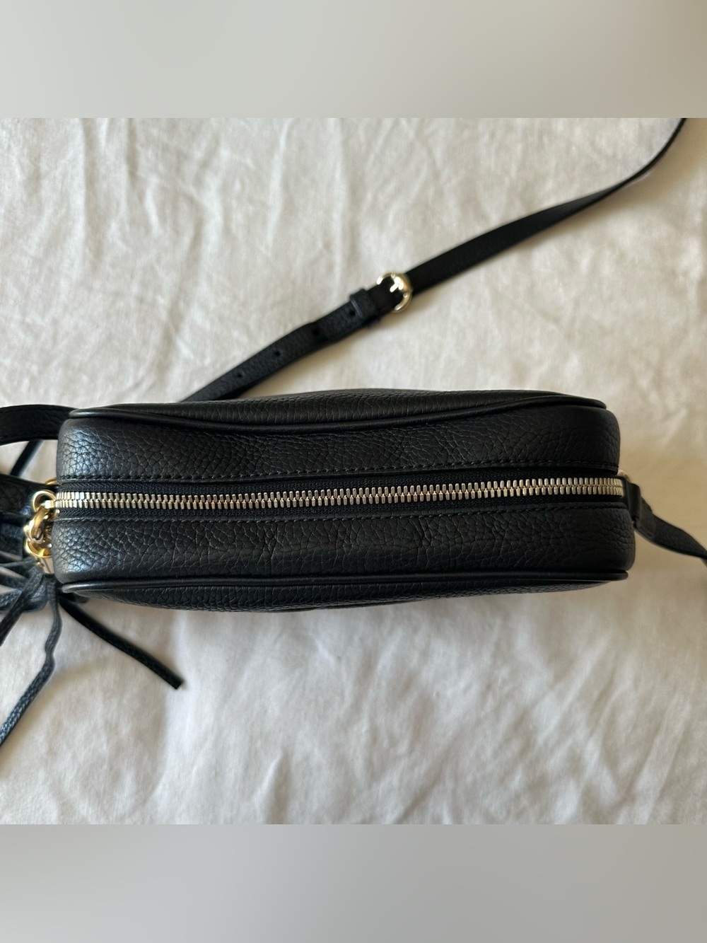 Authentic Gucci Small Soho Disco Bag - Picture 2 of 11